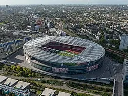 ورزشگاه Emirates Stadium