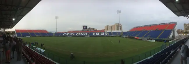 ورزشگاه Unipol Domus